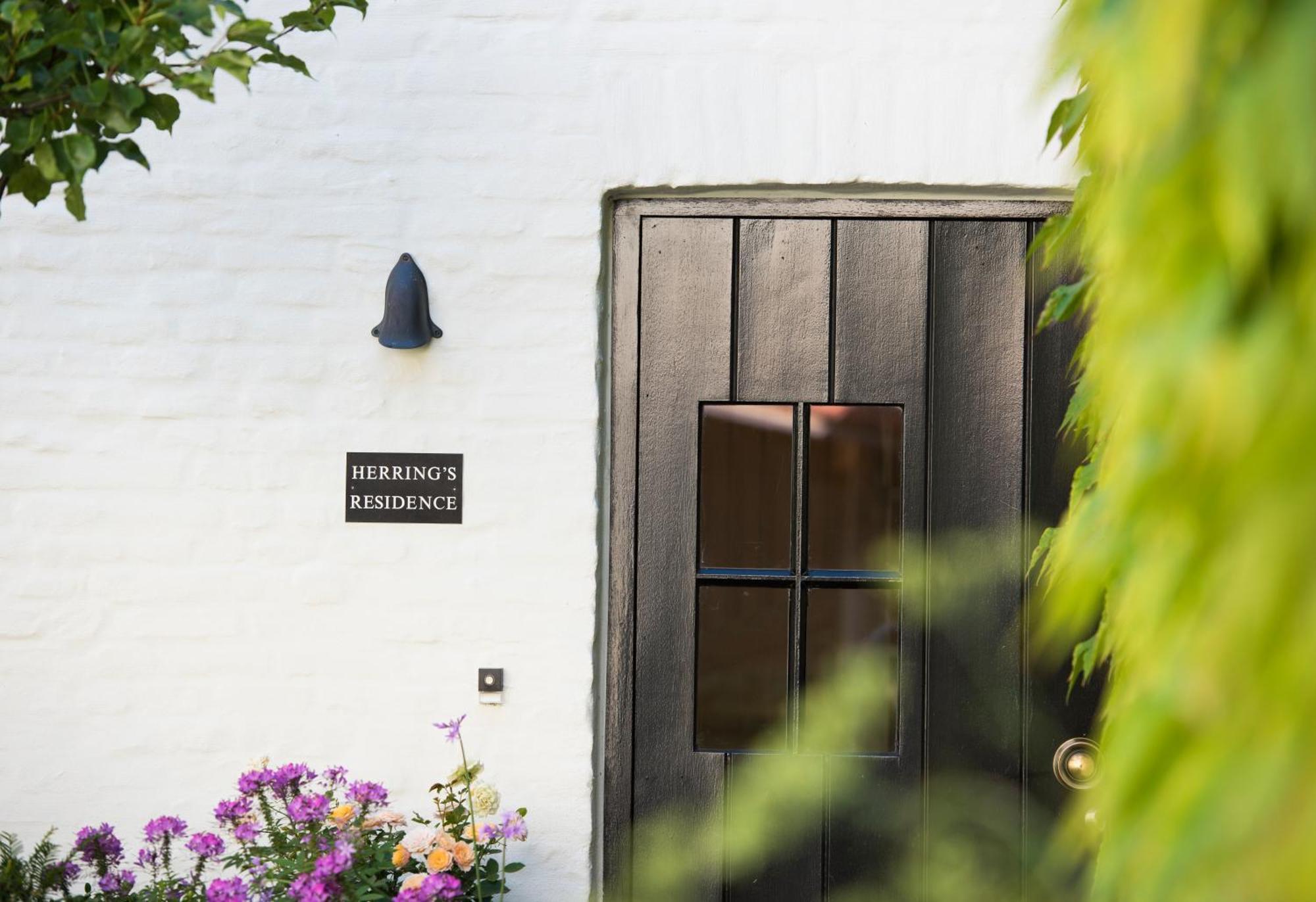 The Herring'S Residence - Stylish Private Cottage With Breakfast In Historic Center - Adults-Only 브뤼헤 외부 사진